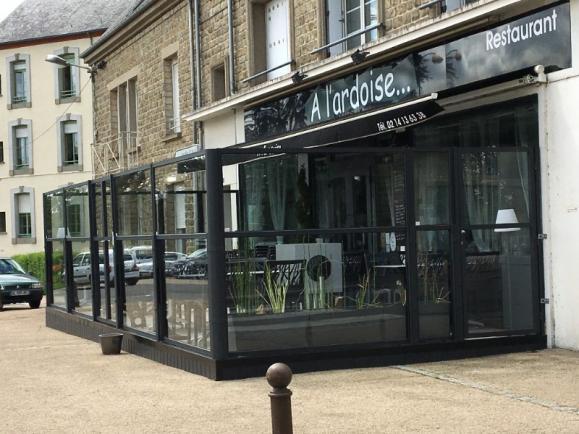 Terrasse de restaurant personnalisée sur-mesure Terrasse de restaurant personnalisée sur-mesure