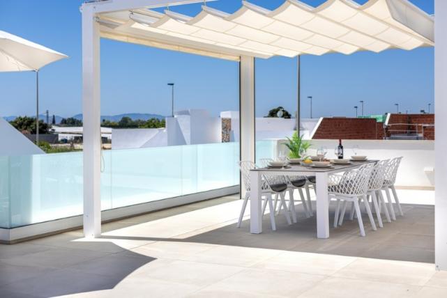 Vente et installation de protections solaires pour pergolas à Sartilly-Baie-Bocage Vente et installation de protections solaires pour pergolas à Sartilly-Baie-Bocage