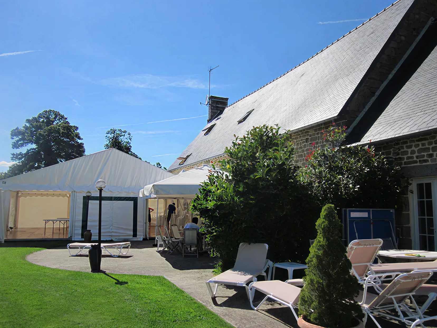 Vente de pergolas et abris extérieurs